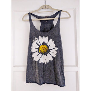 Daisy relaxed fit tank NWOT